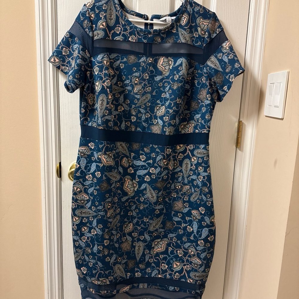 Plus Size Bluish Print Dress With Illusion Panels By Boutique Size 0X